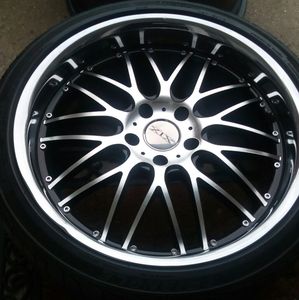 255/35/20 TIRES (4) NEW XIX WHEELS USED 5 SENSORS